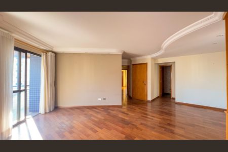 Apartamento à venda com 140m², 3 quartos e 3 vagas Apartamento à venda com 140m², 3 quartos e 3 vagasSala