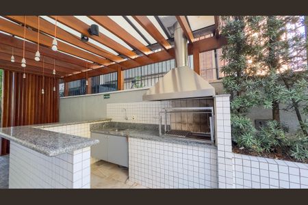Apartamento à venda com 140m², 3 quartos e 3 vagas Apartamento à venda com 140m², 3 quartos e 3 vagasChurrasqueira