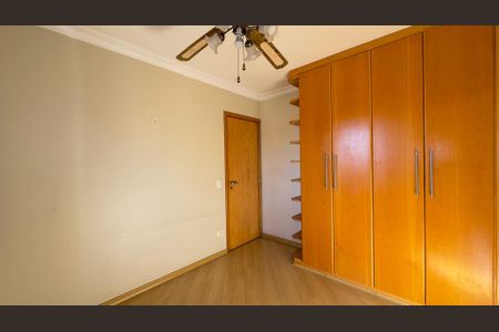 Apartamento à venda com 140m², 3 quartos e 3 vagas Apartamento à venda com 140m², 3 quartos e 3 vagasQuarto 2