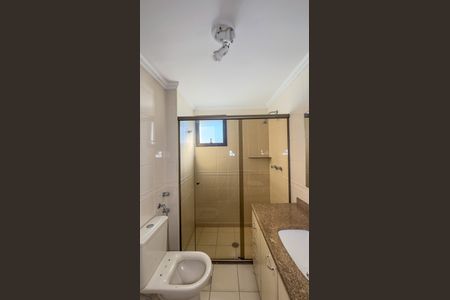 Apartamento à venda com 140m², 3 quartos e 3 vagas Apartamento à venda com 140m², 3 quartos e 3 vagasBanheiro da Suíte