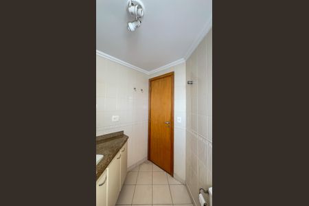 Apartamento à venda com 140m², 3 quartos e 3 vagas Apartamento à venda com 140m², 3 quartos e 3 vagasBanheiro da Suíte