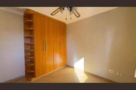Apartamento à venda com 140m², 3 quartos e 3 vagas Apartamento à venda com 140m², 3 quartos e 3 vagasQuarto 2