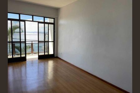 Apartamento à venda com 98m², 2 quartos e 1 vaga