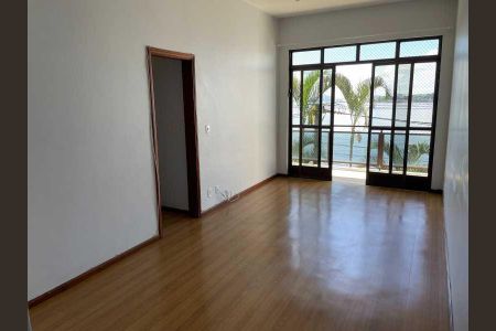 Apartamento à venda com 98m², 2 quartos e 1 vaga