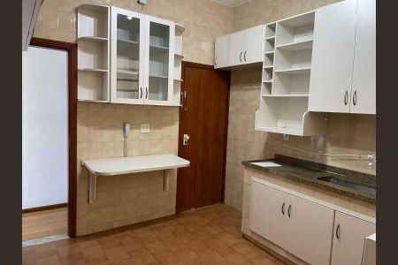 Apartamento à venda com 98m², 2 quartos e 1 vaga