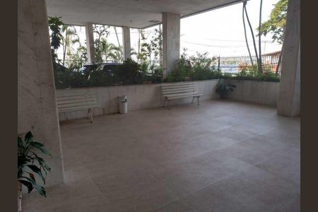 Apartamento à venda com 98m², 2 quartos e 1 vaga