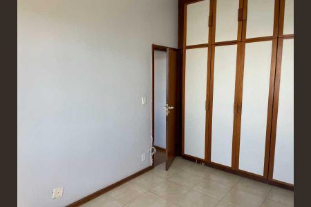 Apartamento à venda com 98m², 2 quartos e 1 vaga
