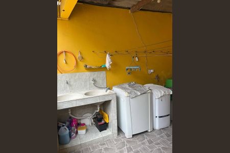 Casa à venda com 2 quartos, 120m² em Jardim Itaquiti, Barueri