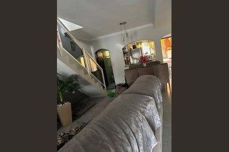 Casa à venda com 2 quartos, 120m² em Jardim Itaquiti, Barueri