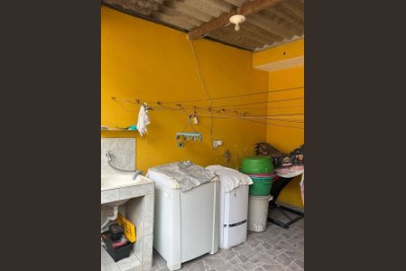 Casa à venda com 2 quartos, 120m² em Jardim Itaquiti, Barueri