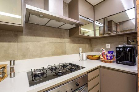 Apartamento à venda com 180m², 4 quartos e 2 vagas