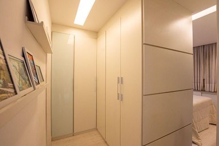 Apartamento à venda com 4 quartos, 180m² em Ingá, Niterói