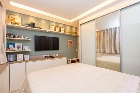 Apartamento à venda com 180m², 4 quartos e 2 vagas
