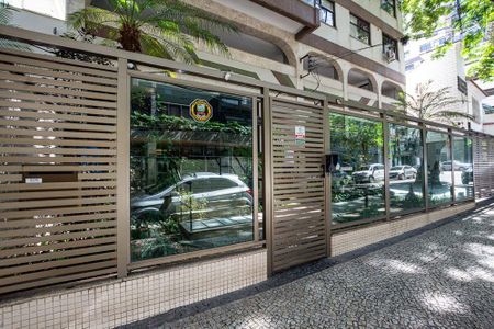 Apartamento à venda com 180m², 4 quartos e 2 vagas