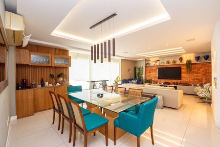 Apartamento à venda com 4 quartos, 180m² em Ingá, Niterói