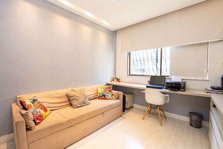 Apartamento à venda com 180m², 4 quartos e 2 vagas