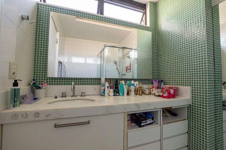 Apartamento à venda com 180m², 4 quartos e 2 vagas