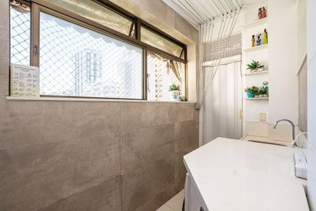 Apartamento à venda com 180m², 4 quartos e 2 vagas