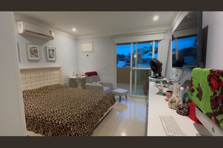 Casa de condomínio à venda com 360m², 4 quartos e 4 vagasQuarto 1
