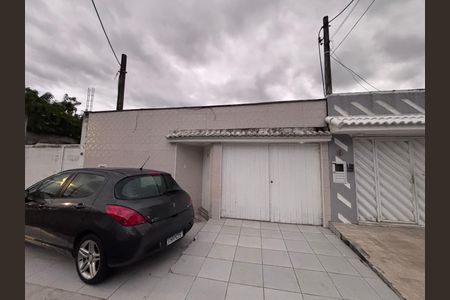 Casa de condomínio à venda com 360m², 4 quartos e 4 vagasFachada