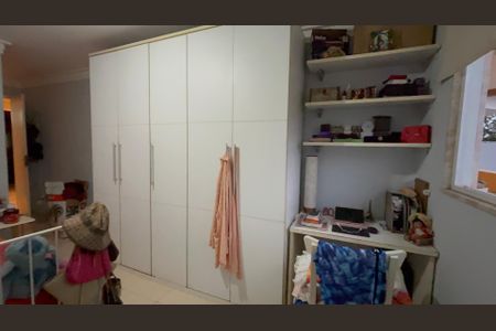 Casa de condomínio à venda com 360m², 4 quartos e 4 vagasQuarto 2