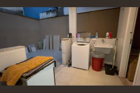 Casa de condomínio à venda com 360m², 4 quartos e 4 vagasÁrea de Serviço