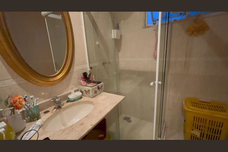 Casa de condomínio à venda com 360m², 4 quartos e 4 vagasBanheiro