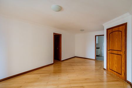 Apartamento à venda com 92m², 3 quartos e 2 vagas Apartamento à venda com 92m², 3 quartos e 2 vagasSala