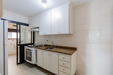 Apartamento à venda com 92m², 3 quartos e 2 vagas Apartamento à venda com 92m², 3 quartos e 2 vagasCozinha