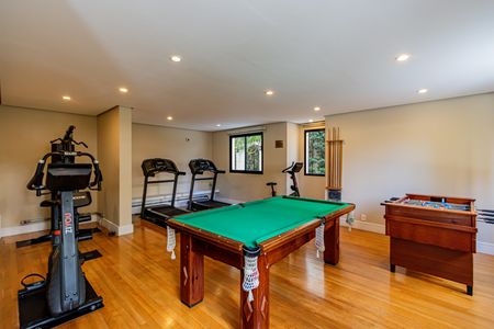 Apartamento à venda com 92m², 3 quartos e 2 vagas Apartamento à venda com 92m², 3 quartos e 2 vagasÁrea comum - Sala de jogos