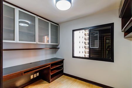 Apartamento à venda com 92m², 3 quartos e 2 vagas Apartamento à venda com 92m², 3 quartos e 2 vagasQuarto 02