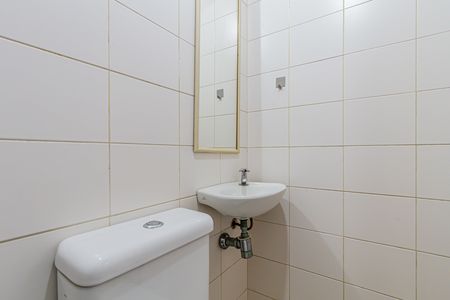 Apartamento à venda com 92m², 3 quartos e 2 vagas Apartamento à venda com 92m², 3 quartos e 2 vagasBanheiro de serviço