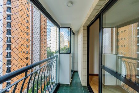 Apartamento à venda com 92m², 3 quartos e 2 vagas Apartamento à venda com 92m², 3 quartos e 2 vagasVaranda