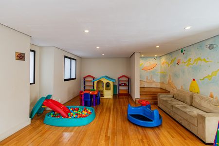 Apartamento à venda com 92m², 3 quartos e 2 vagas Apartamento à venda com 92m², 3 quartos e 2 vagasÁrea comum - Brinquedoteca
