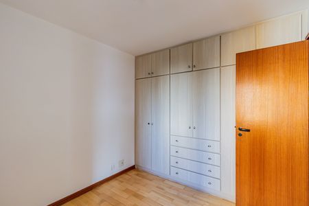 Apartamento à venda com 92m², 3 quartos e 2 vagas Apartamento à venda com 92m², 3 quartos e 2 vagasQuarto 01