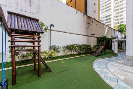 Apartamento à venda com 92m², 3 quartos e 2 vagas Apartamento à venda com 92m², 3 quartos e 2 vagasÁrea comum - Playground