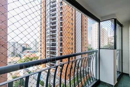 Apartamento à venda com 92m², 3 quartos e 2 vagas Apartamento à venda com 92m², 3 quartos e 2 vagasVaranda