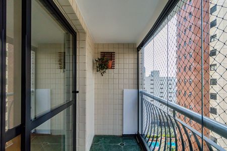 Apartamento à venda com 92m², 3 quartos e 2 vagas Apartamento à venda com 92m², 3 quartos e 2 vagasVaranda
