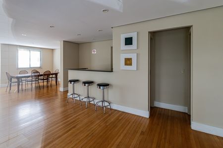 Apartamento à venda com 92m², 3 quartos e 2 vagas Apartamento à venda com 92m², 3 quartos e 2 vagasÁrea comum - Salão de festas