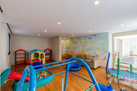 Apartamento à venda com 92m², 3 quartos e 2 vagas Apartamento à venda com 92m², 3 quartos e 2 vagasÁrea comum - Brinquedoteca