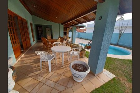 Casa para alugar com 4 quartos, 320m² em Residencial Dez (Alphaville), Santana de Parnaíba