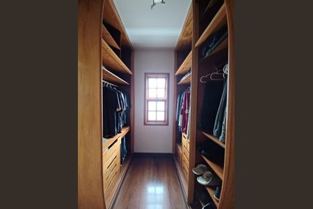 Casa para alugar com 4 quartos, 320m² em Residencial Dez (Alphaville), Santana de Parnaíba