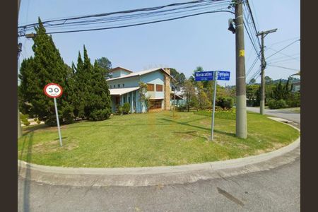 Casa para alugar com 4 quartos, 320m² em Residencial Dez (Alphaville), Santana de Parnaíba