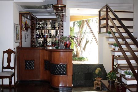 Casa de condomínio à venda com 500m², 4 quartos e 5 vagas