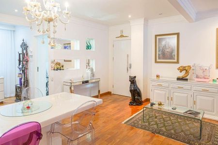 Apartamento à venda com 189m², 3 quartos e 2 vagas