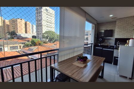 Apartamento à venda com 77m², 3 quartos e 2 vagasVaranda 