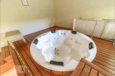 Apartamento à venda com 77m², 3 quartos e 2 vagasÁrea Comum 