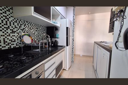 Apartamento à venda com 77m², 3 quartos e 2 vagasCozinha 