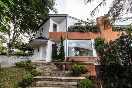 Casa de condomínio à venda com 780m², 2 quartos e 9 vagas Casa de condomínio à venda com 780m², 2 quartos e 9 vagasVista da Rua