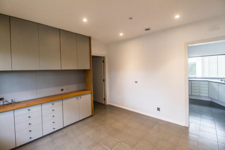 Casa de condomínio à venda com 780m², 2 quartos e 9 vagas Casa de condomínio à venda com 780m², 2 quartos e 9 vagasCopa
